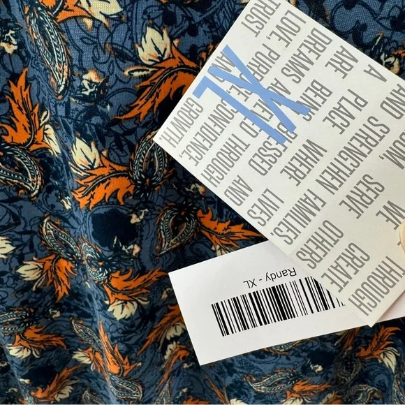 LuLaRoe Randy Tee Woodland Animal Print Raglan Top Size XL - Picture 4 of 6